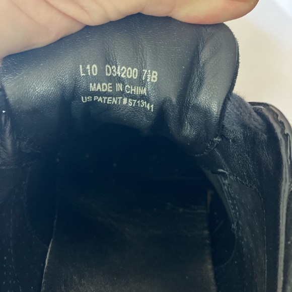 UMYOGO Lighting Sneakers Sz 39 (runs smaller) - Picture 6 of 13